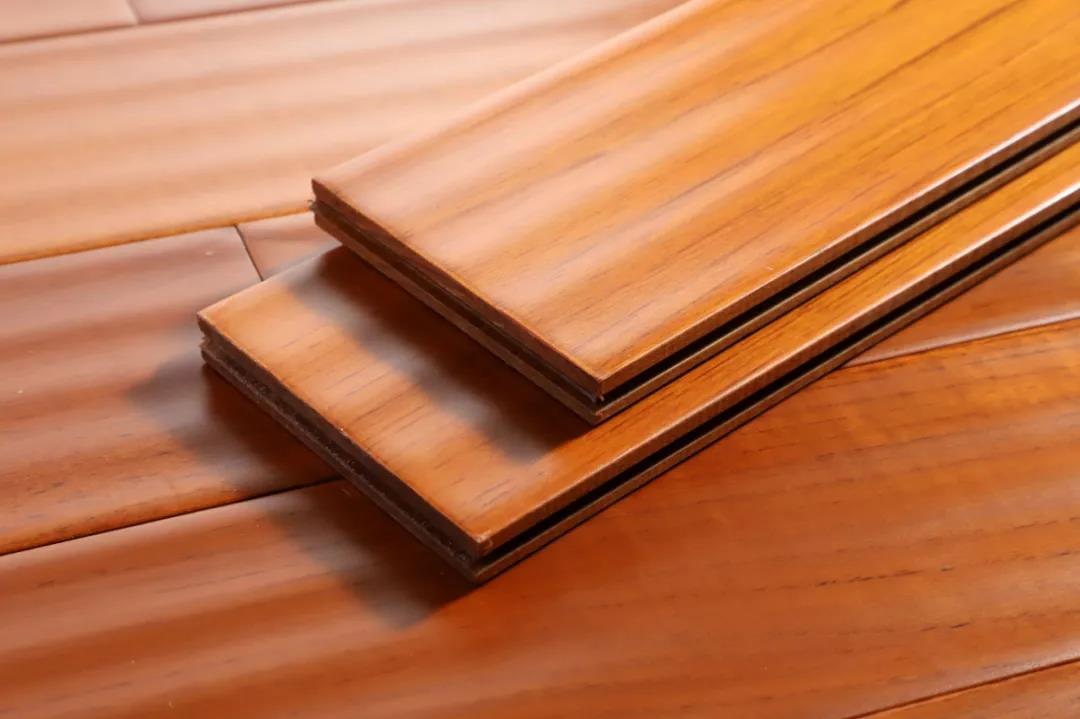 木地板為什么會出現(xiàn)縫隙？如何避免又如何解決？