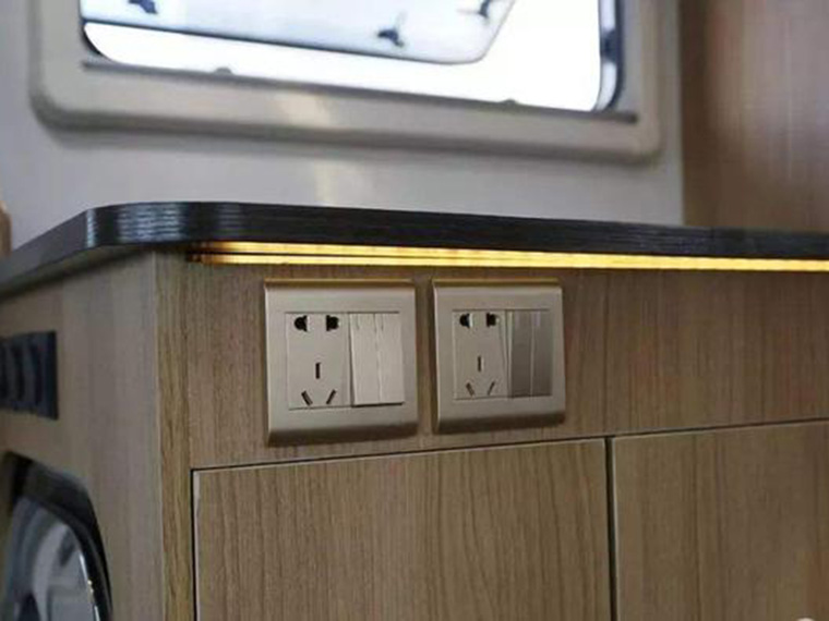 裝修一定要在這八處裝插座，不然三年后必后悔！