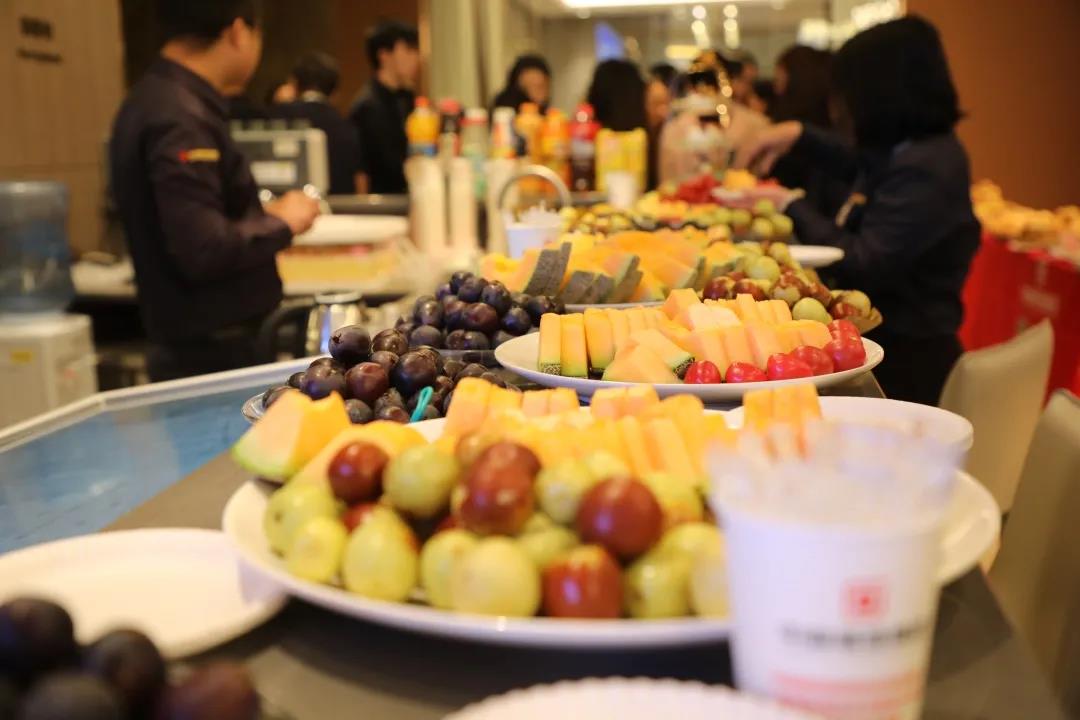 員工生日會丨金秋碩果，共度韶華，祝壽星們生日快樂！