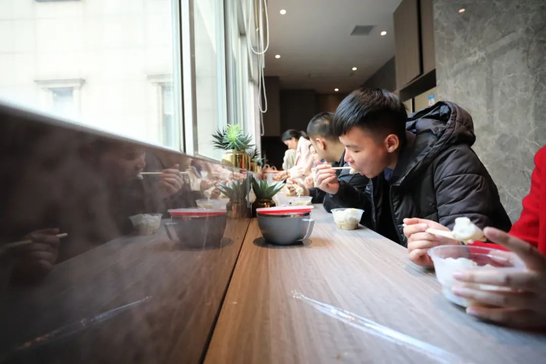 冬至丨溫暖如約而至，平安順遂！